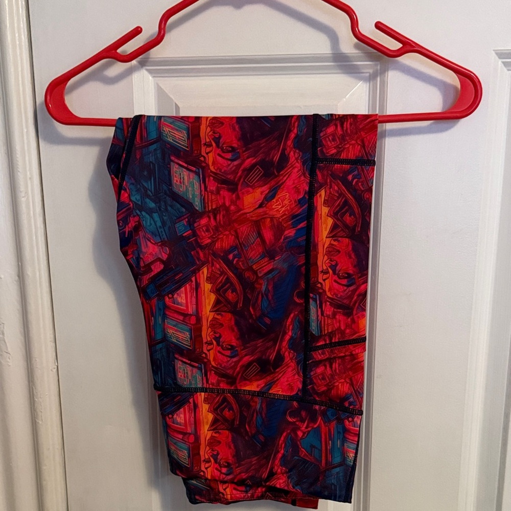 Constantly Varied Gear Bounty Huntress Capri Leggings